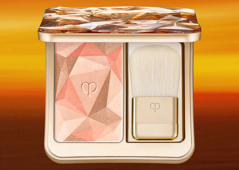 You are currently viewing Cle De Peau Highlighter Review: Is It Worth Trying?