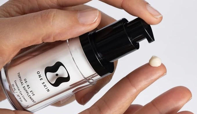 You are currently viewing One Skin Eye Cream Review: Is It Worth Trying?