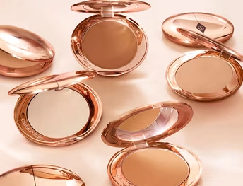 You are currently viewing Charlotte Tilbury Compact Powder Review: Is it Worth the Hype?