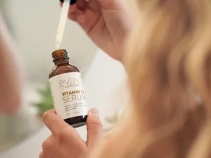 Read more about the article Eva Naturals Vitamin C Serum Review: Is It Worth Trying?