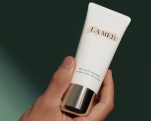 Read more about the article La Mer Hand Cream Review: Is It Worth Your Money?